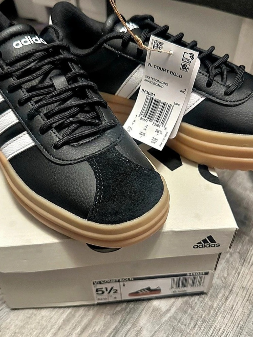 NWT Adidas VL Court Bold Black & White